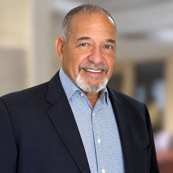 Romny_Teller_SOAR_Headshots_2026